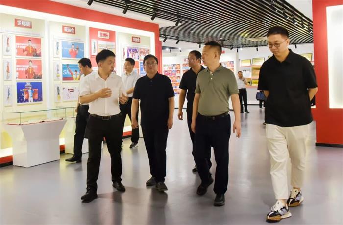 /content/202309/e14067b79bbe66b9c831dc26e0268bbe.jpg 640.jpg