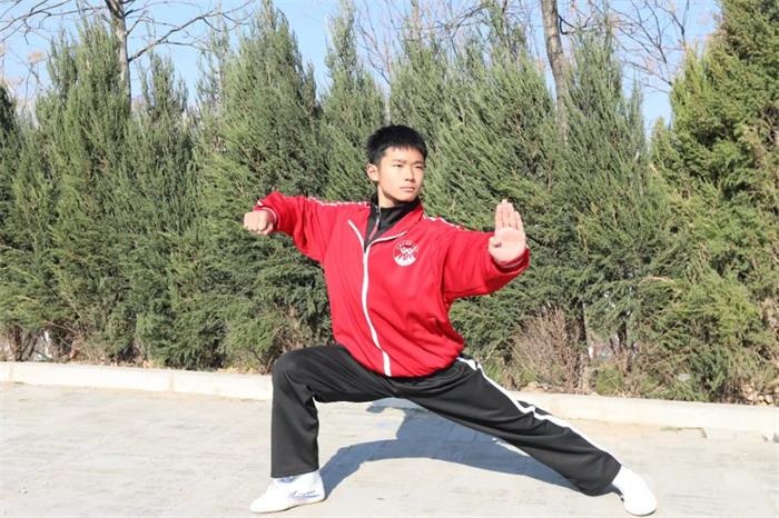 /content/202504/b410cf9505b0403c2c0b2f3e06d35ecb.jpg 640.jpg